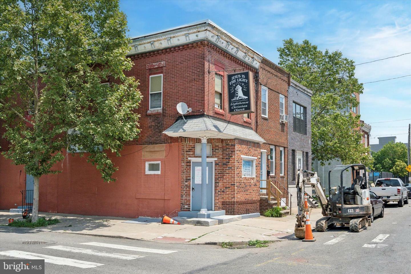 Property Photo: 2945 Wharton Street PA 19146