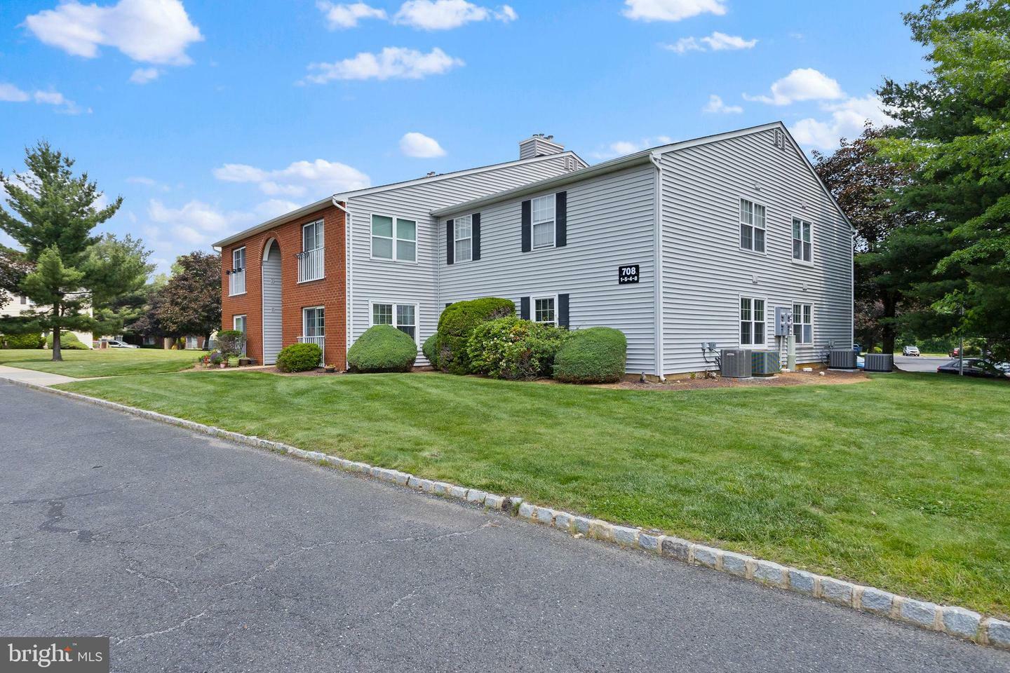 Property Photo: 708 Zlotkin Circle 4 NJ 07728