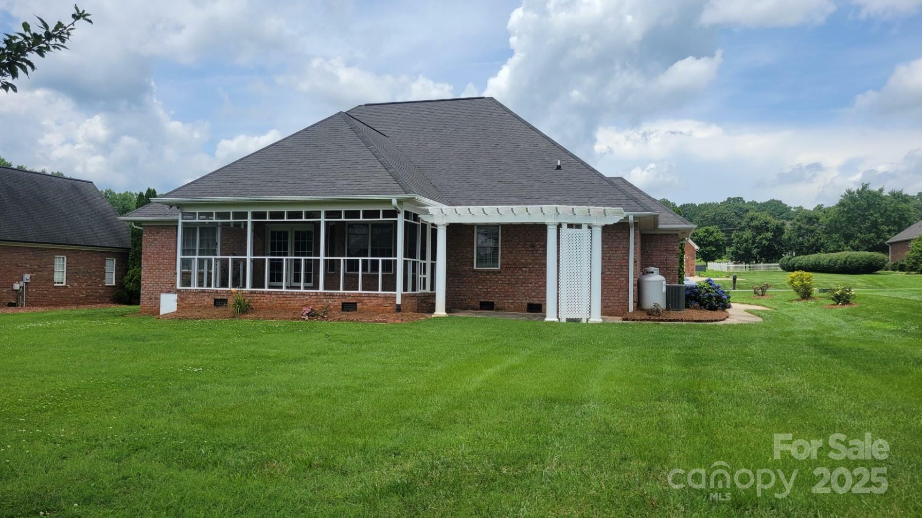 Property Photo: 2872 Wheat Field Court NC 28092