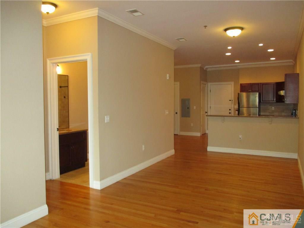 Property Photo: 547 547 Sayre Ave Avenue 201 NJ 08861