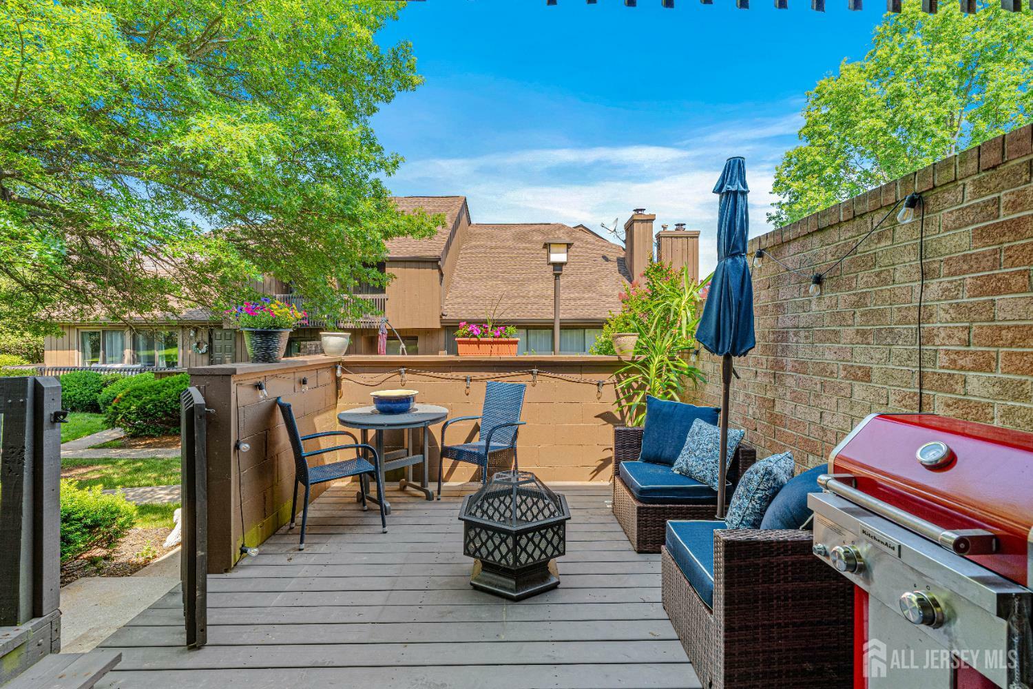 Property Photo: 215 Kingsberry Drive NJ 08873