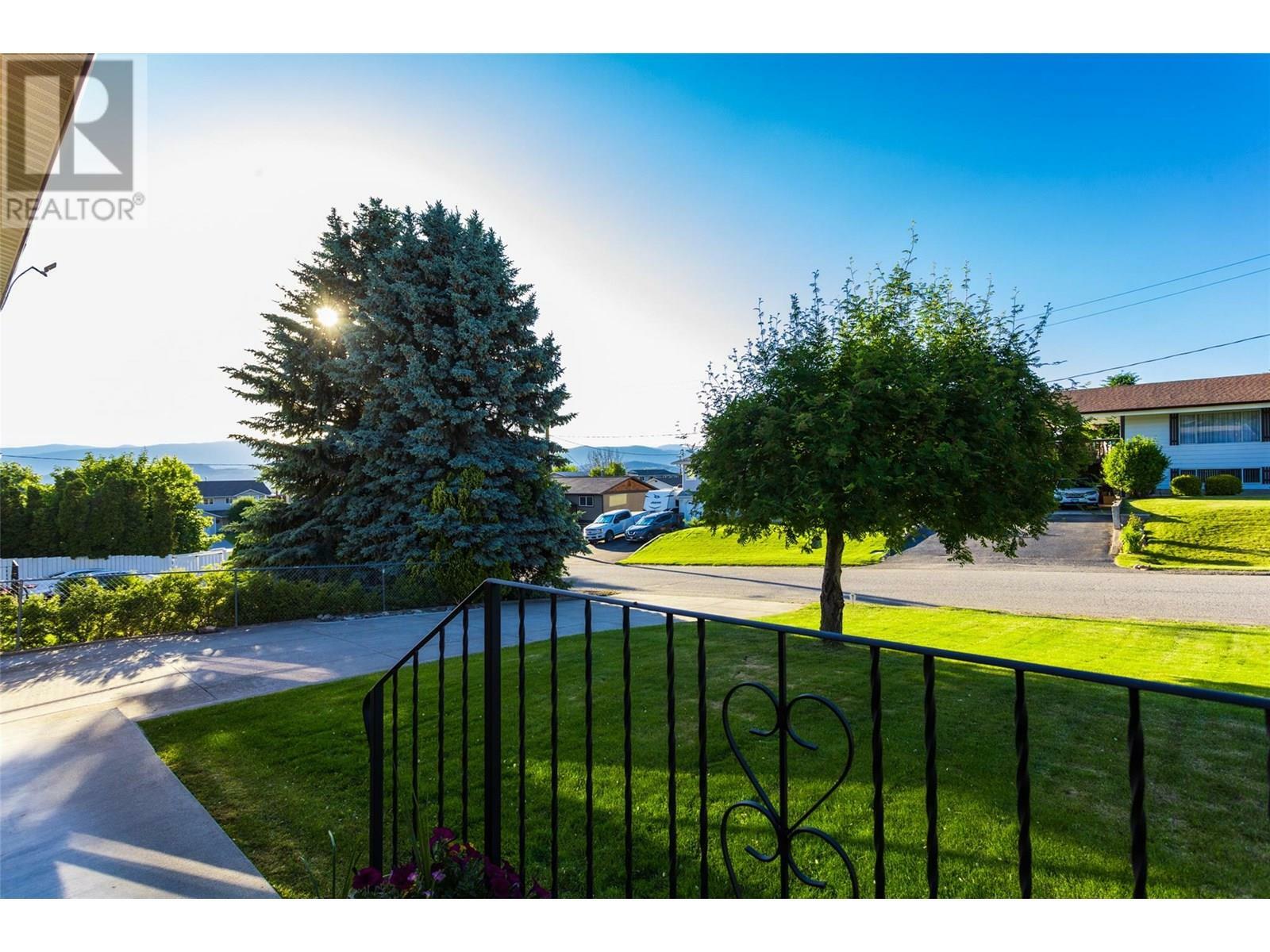 Photo de la propriété: 1675 Stayman Road BC V1P 1B2