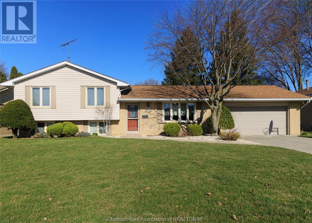 Property Photo: 17 Baldoon Road ON N7L 1C9