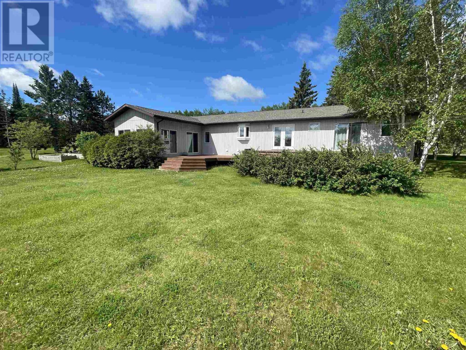 2 Lakeview Rd  Dryden ON P8N 2Y4 photo