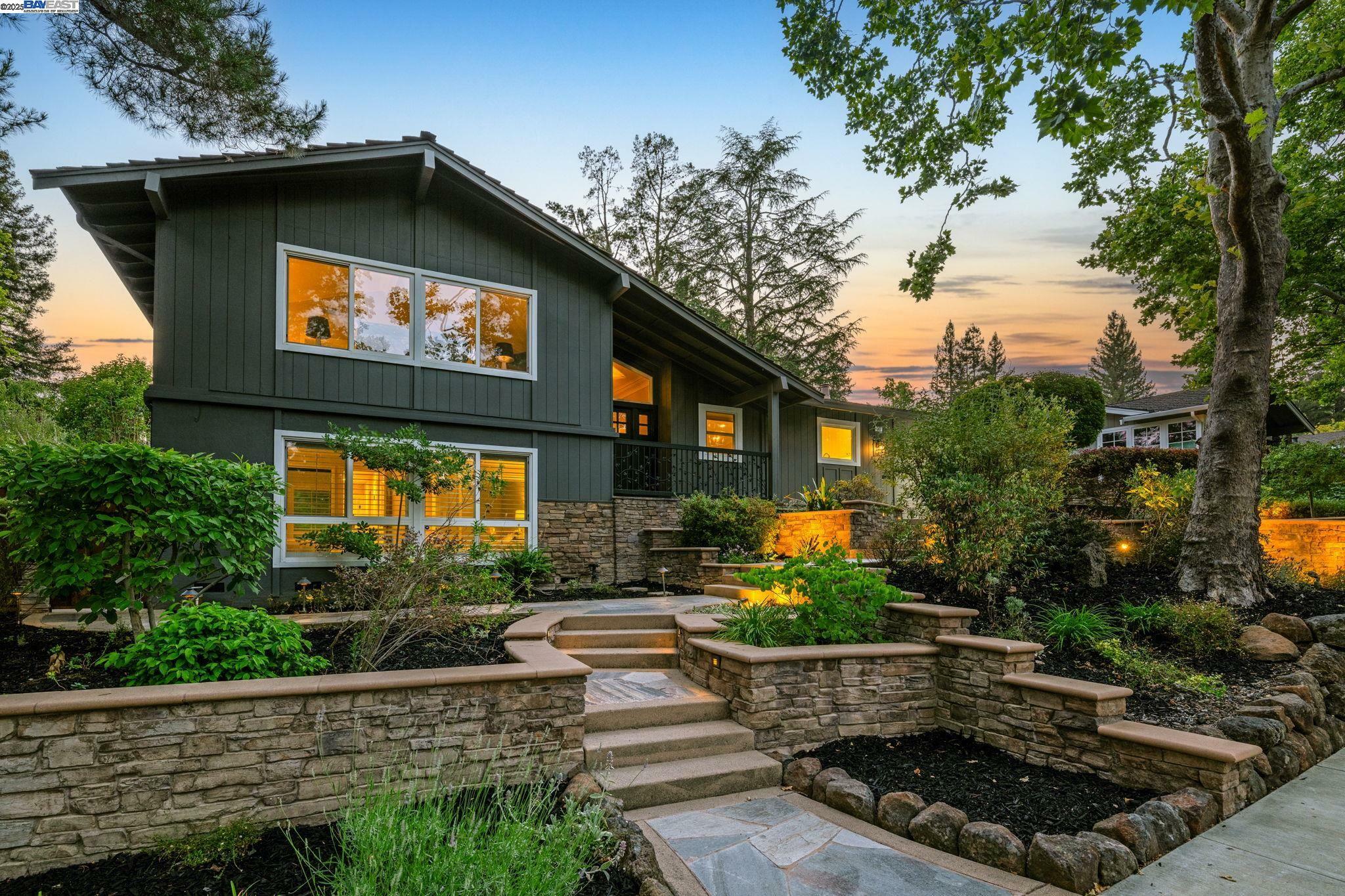 Property Photo: 587 Old Orchard Dr CA 94526