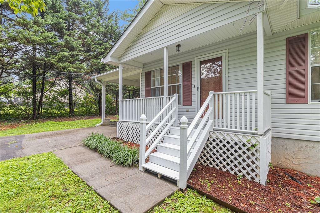 Property Photo: 1161 Gardner Springs Road SE GA 30103