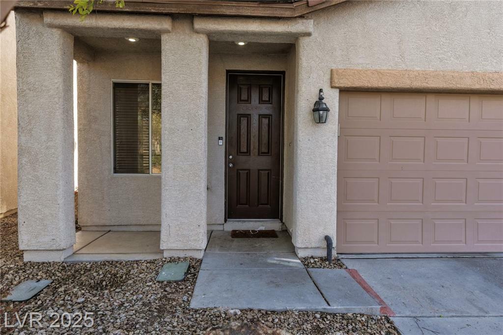 Property Photo: 908 Shining Rose Place NV 89052