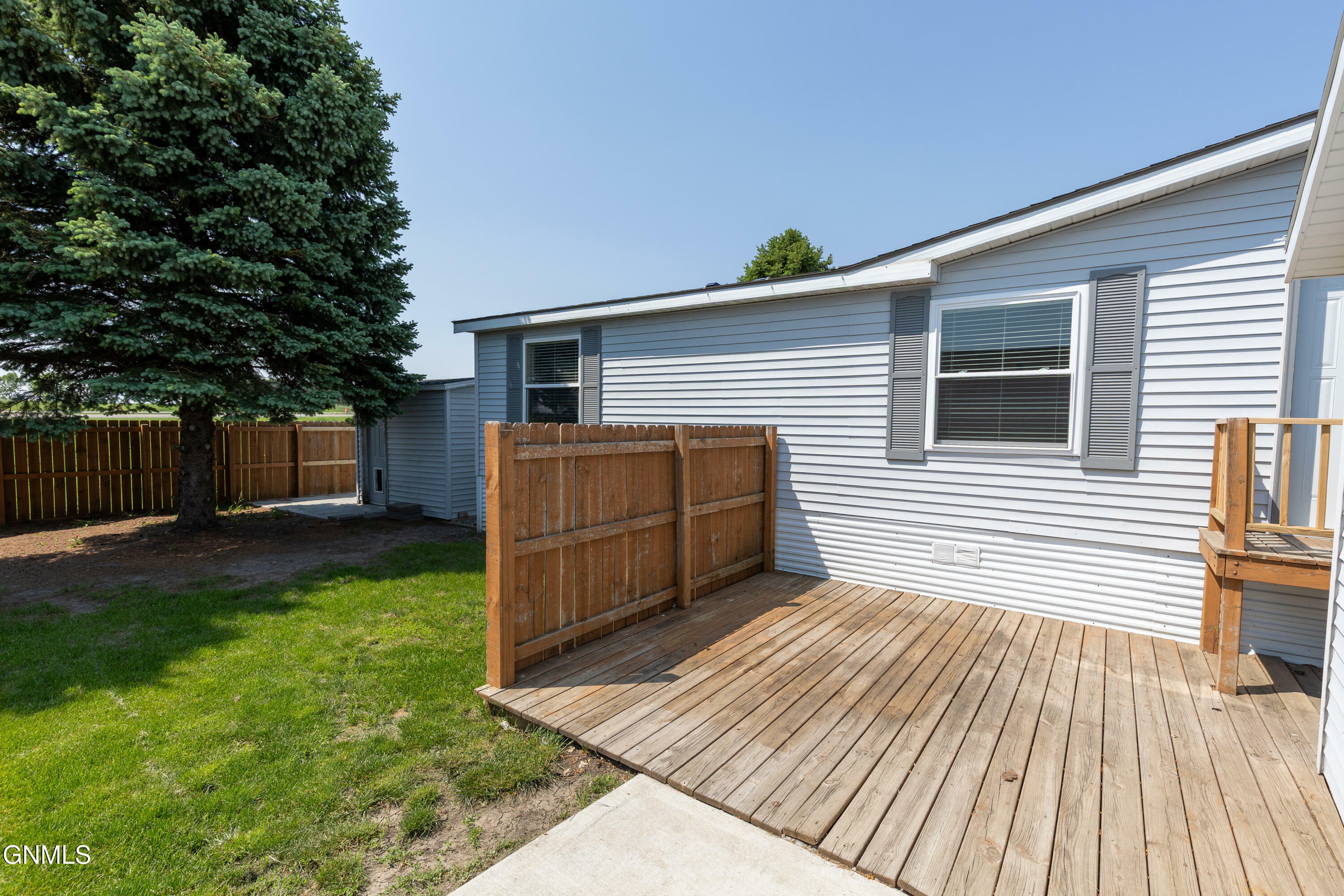 Property Photo: 4821 Trenton Drive ND 58503