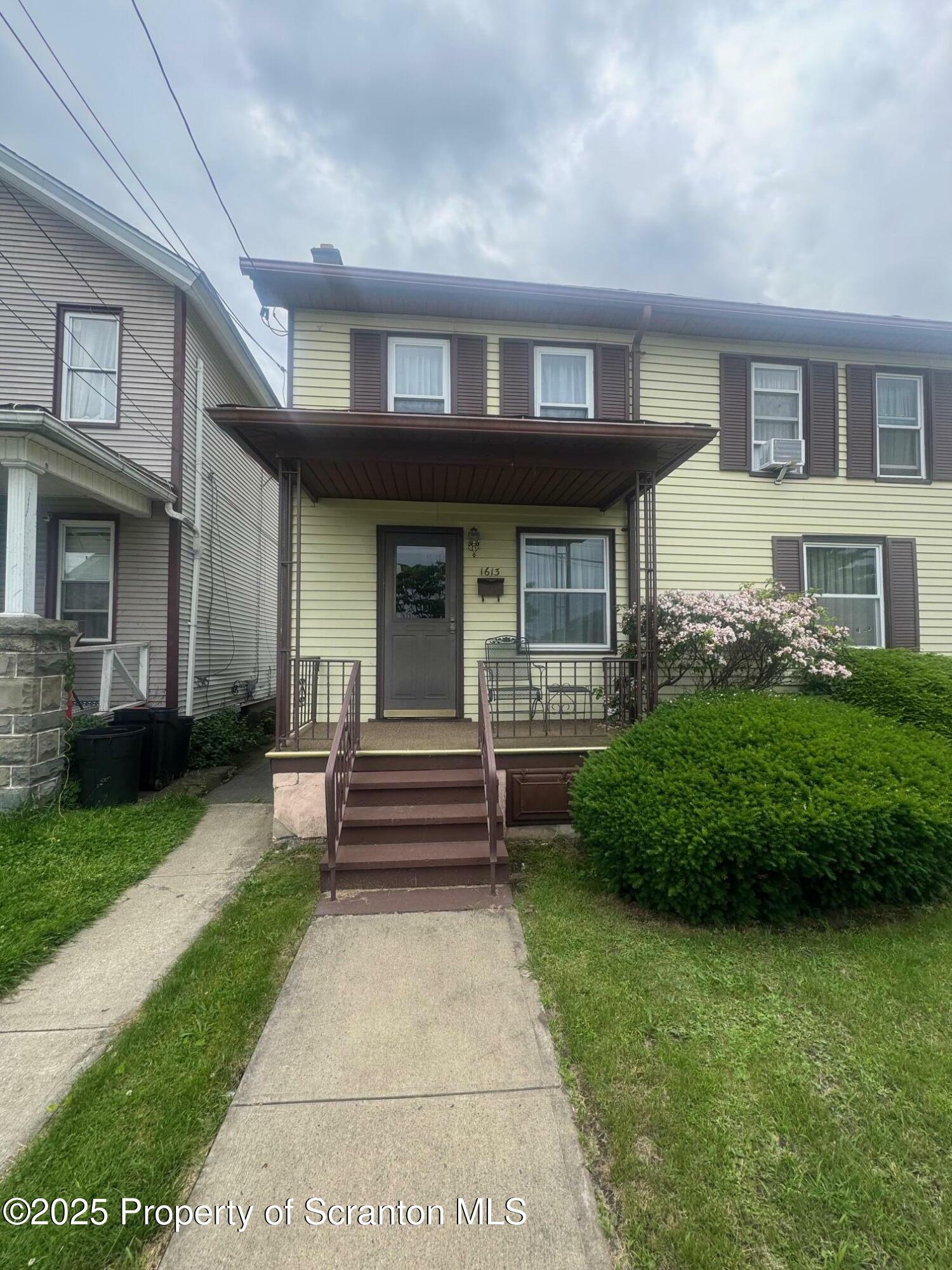 Property Photo: 1613 Lafayette Street PA 18504