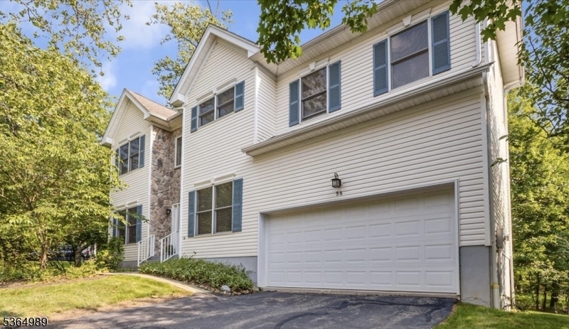 Property Photo: 56 Crystal Ave NJ 07052