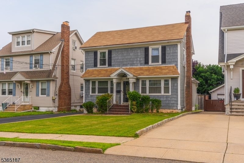 819 Floral Ave  Elizabeth City NJ 07208 photo