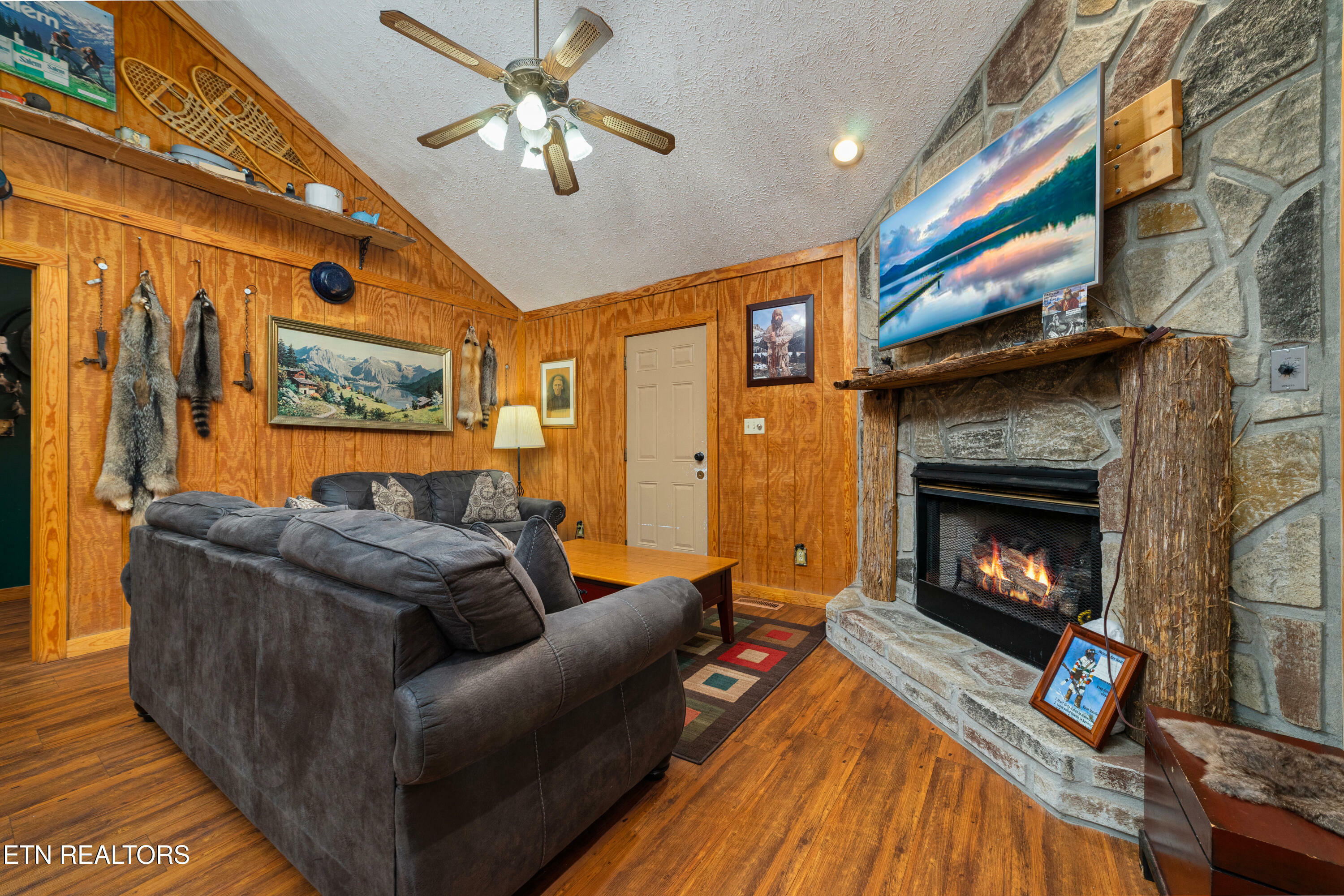 Property Photo: 719 Kings Hills Blvd TN 37863