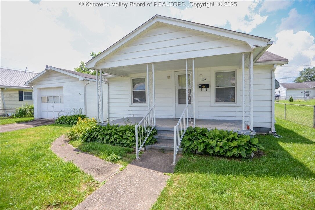 Property Photo:  108 Dupont Avenue  WV 25143 