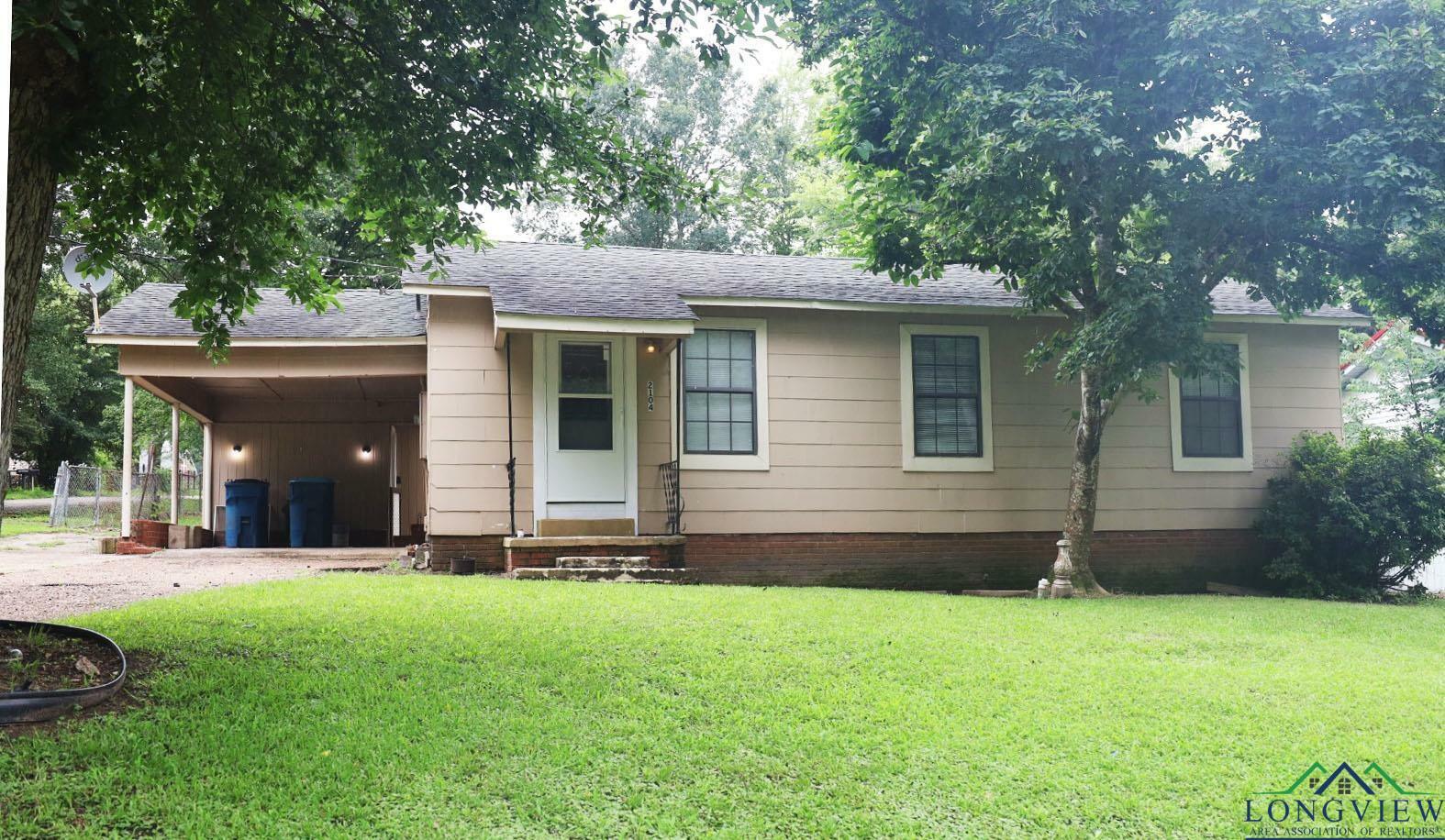 2104 Ark St  Marshall TX 75670 photo