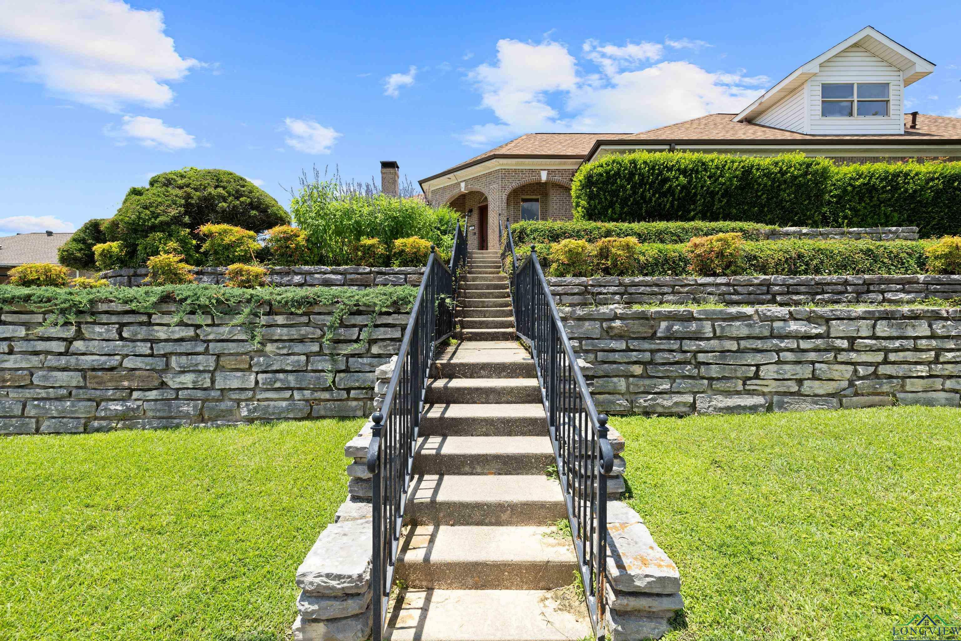 Property Photo: 30 Woodland Dr. TX 75605