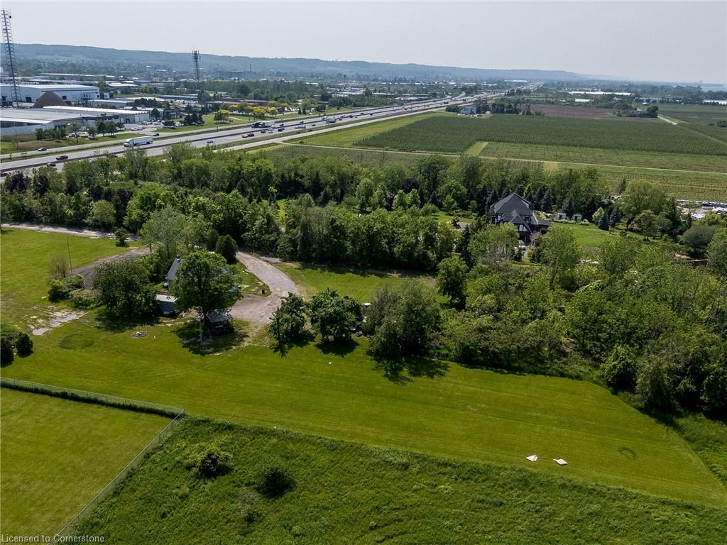 Property Photo: 4613 North Service Road ON L0R 1B1