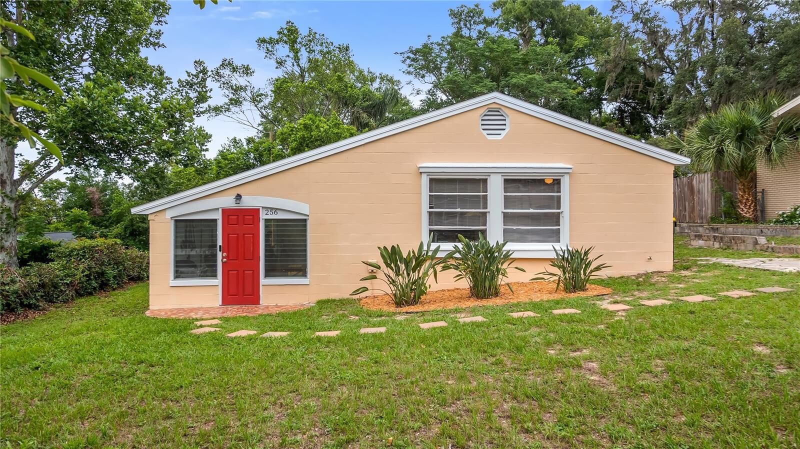 Property Photo: 256 Carroll Street FL 34711