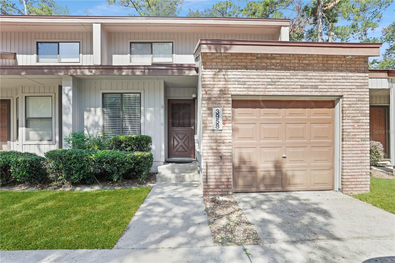Property Photo:  3958 NW 27th Lane  FL 32606 