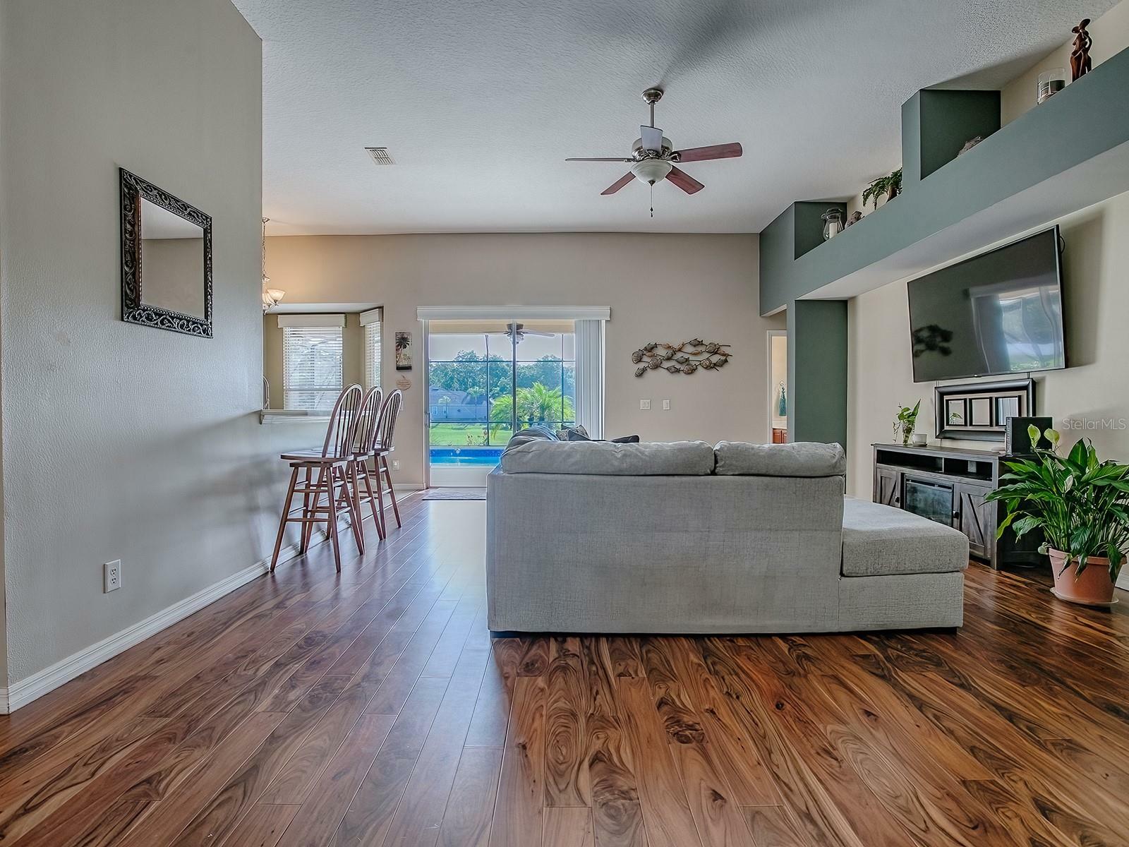 Property Photo: 359 Blue Branch Street FL 32736