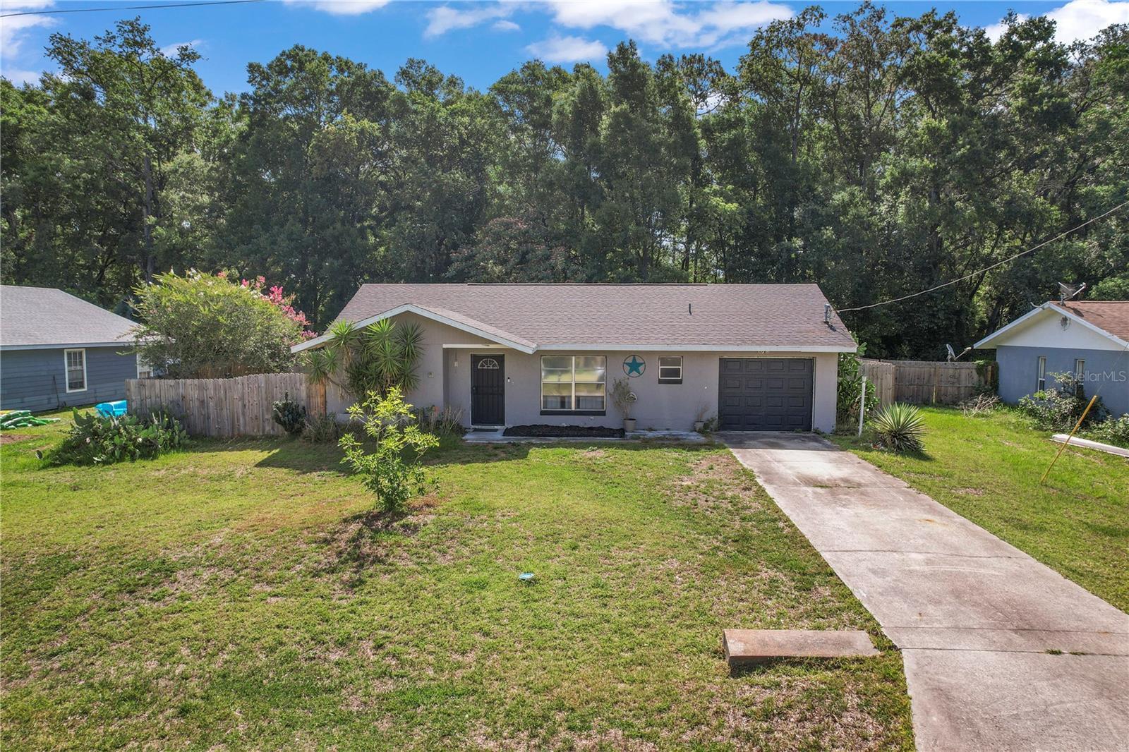 Property Photo: 3565 SW Idlewild Street FL 34431
