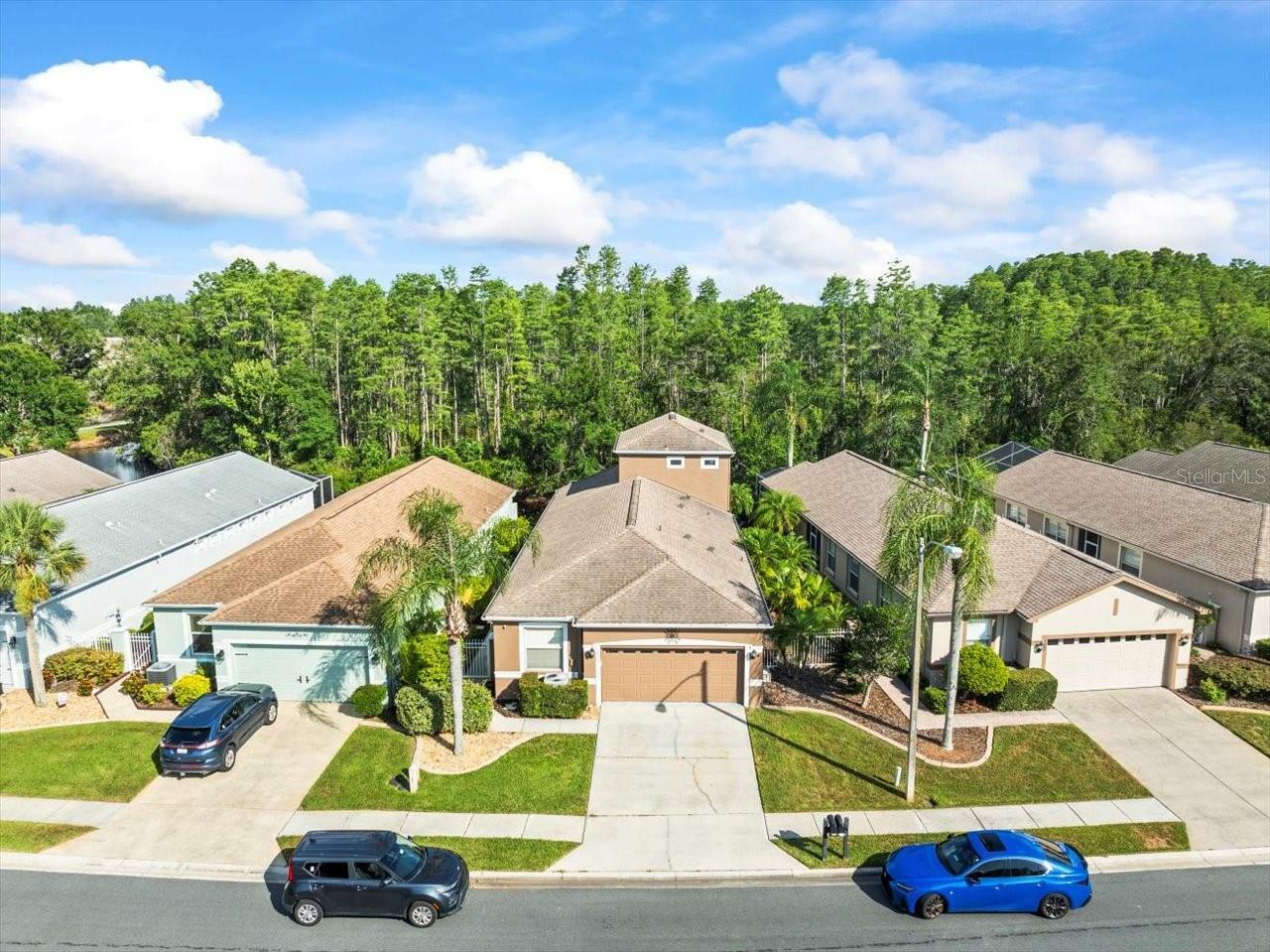 Property Photo:  7606 Berna Lane  FL 34637 