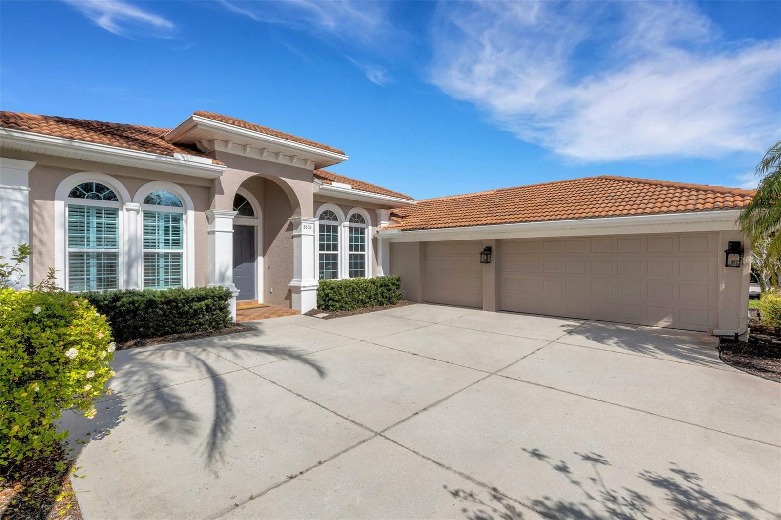Property Photo: 8102 Waterview Boulevard FL 34202