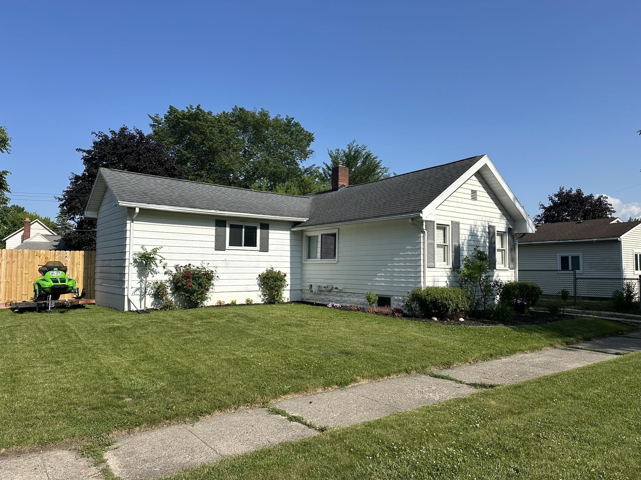Property Photo: 1409 S Warner Street MI 48706
