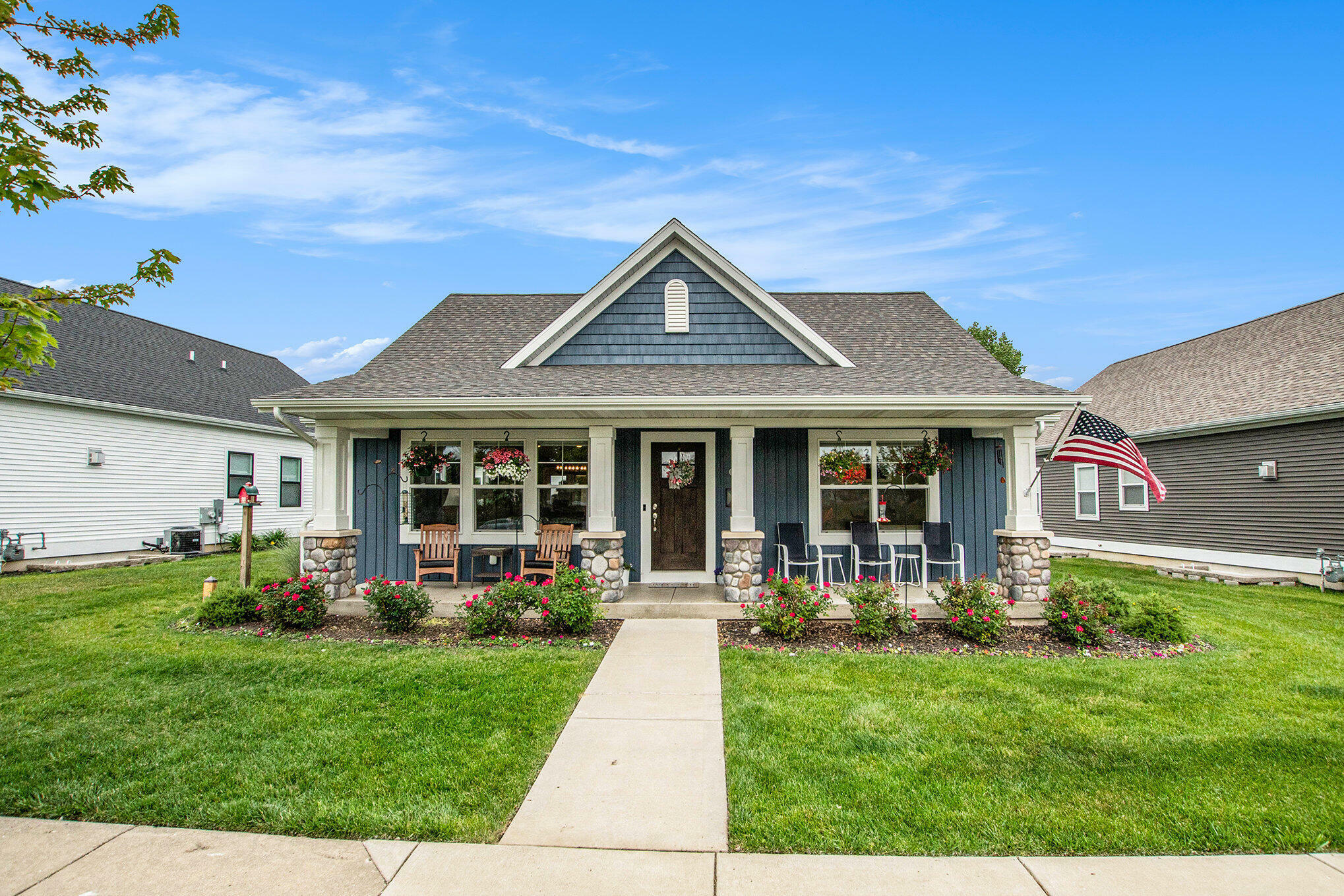 Property Photo: 964 Everett Parkway MI 49090