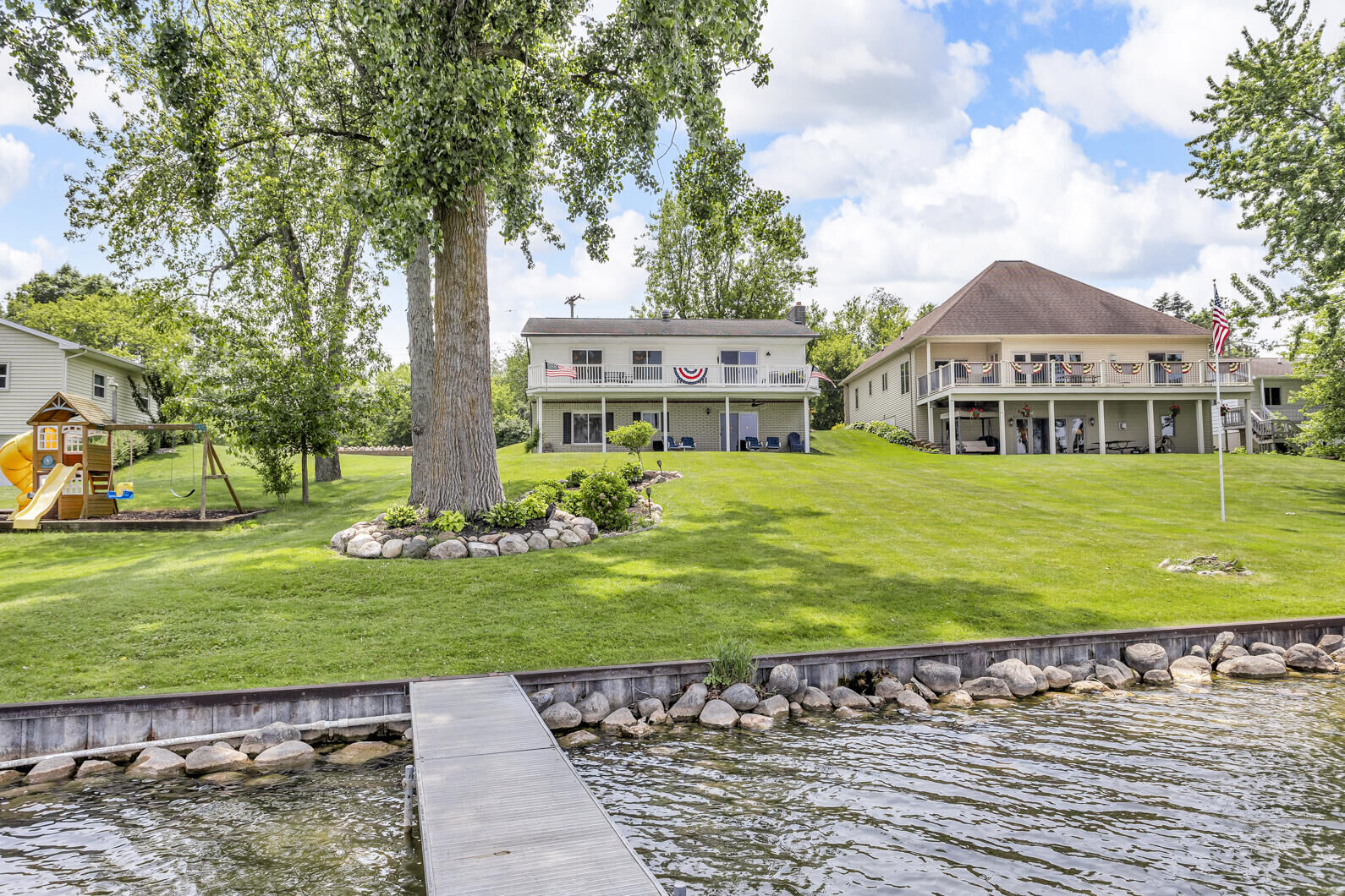 Property Photo: 11786 E Sauk Trail MI 49249