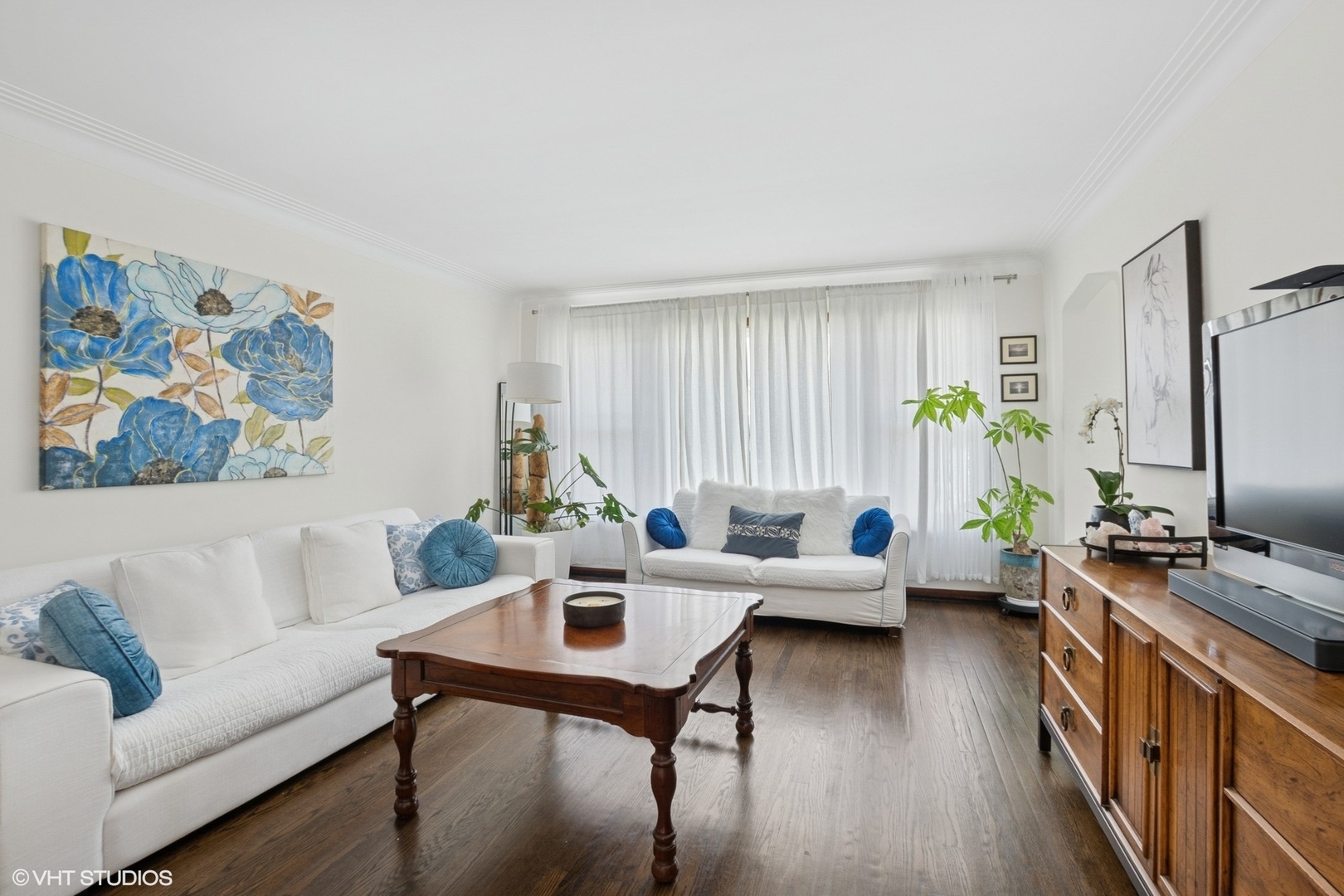 Property Photo: 8129 S Richmond Street IL 60652