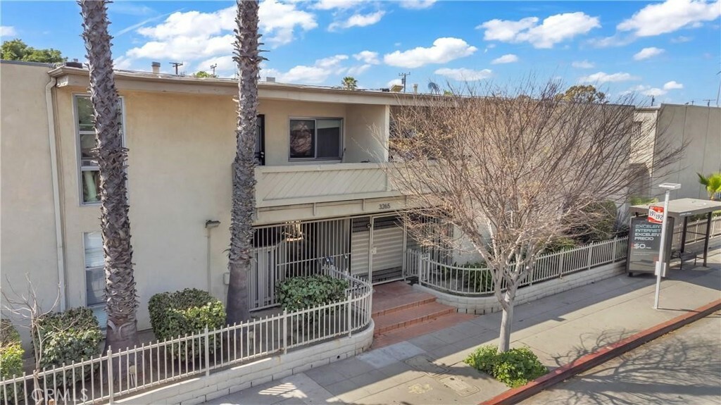 Property Photo:  3265 Santa Fe Avenue 145  CA 90810 