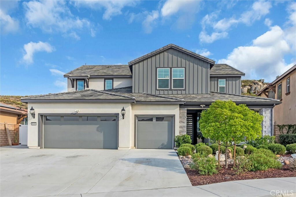 Property Photo: 26219 Silver Birch Drive CA 92584