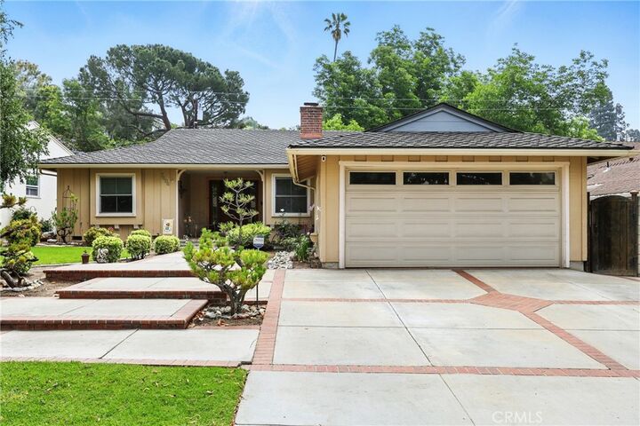 Property Photo:  7604 Forest Avenue  CA 90602