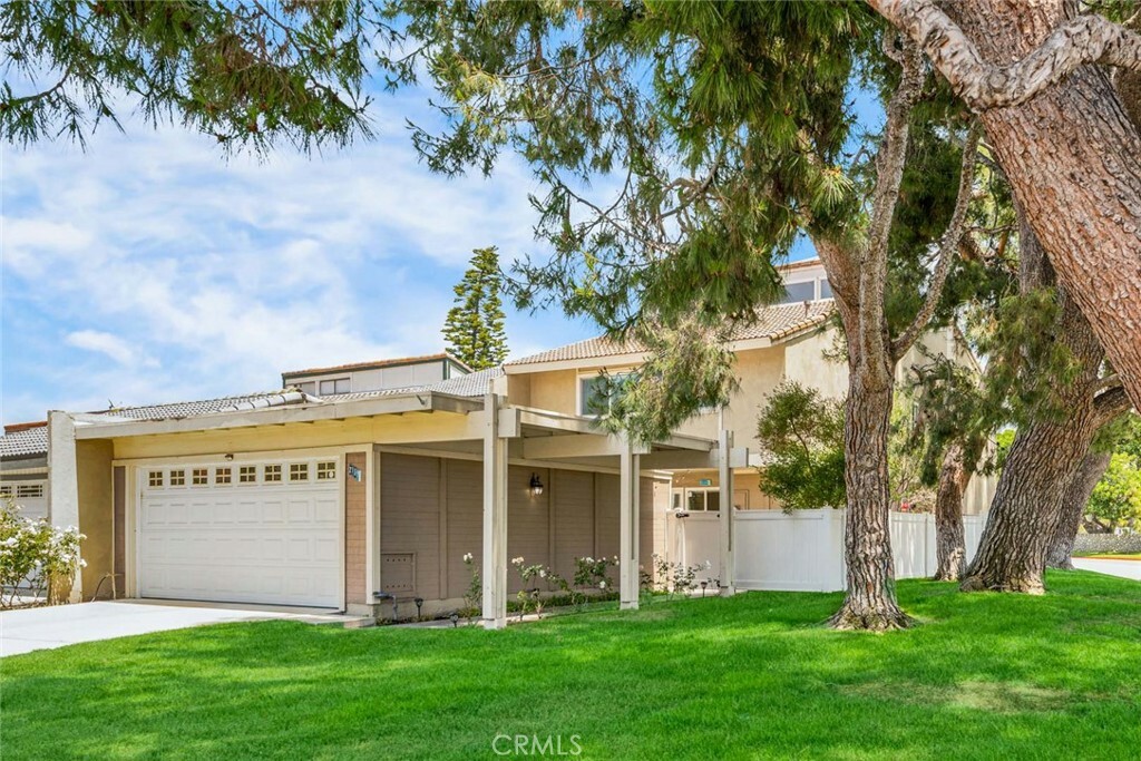 Property Photo: 21896 Michigan Lane CA 92630