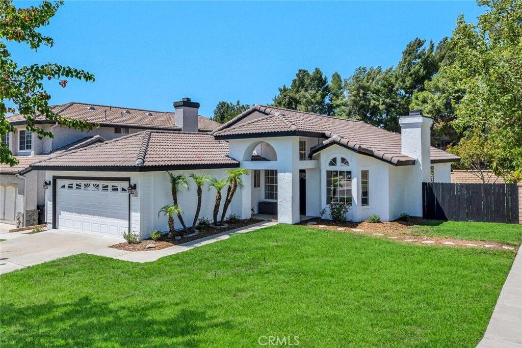 Property Photo:  3401 Mountainside Circle  CA 92882 