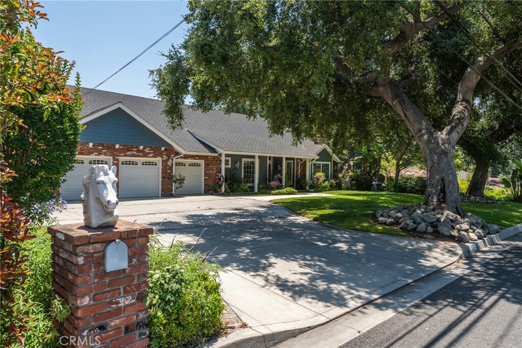 Property Photo: 530 Bradbury Road CA 91016