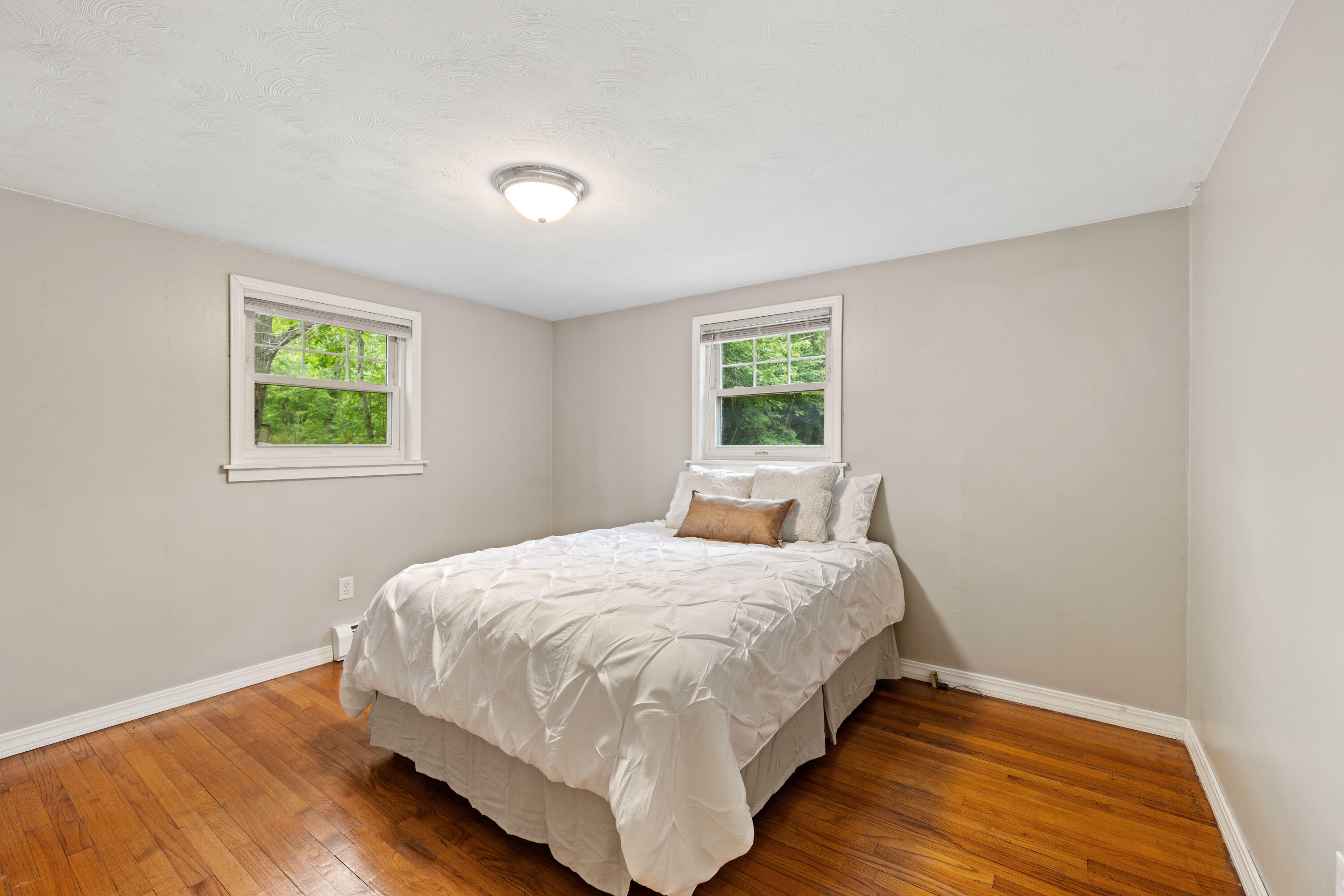 Property Photo: 267 Manchester Road ME 04085
