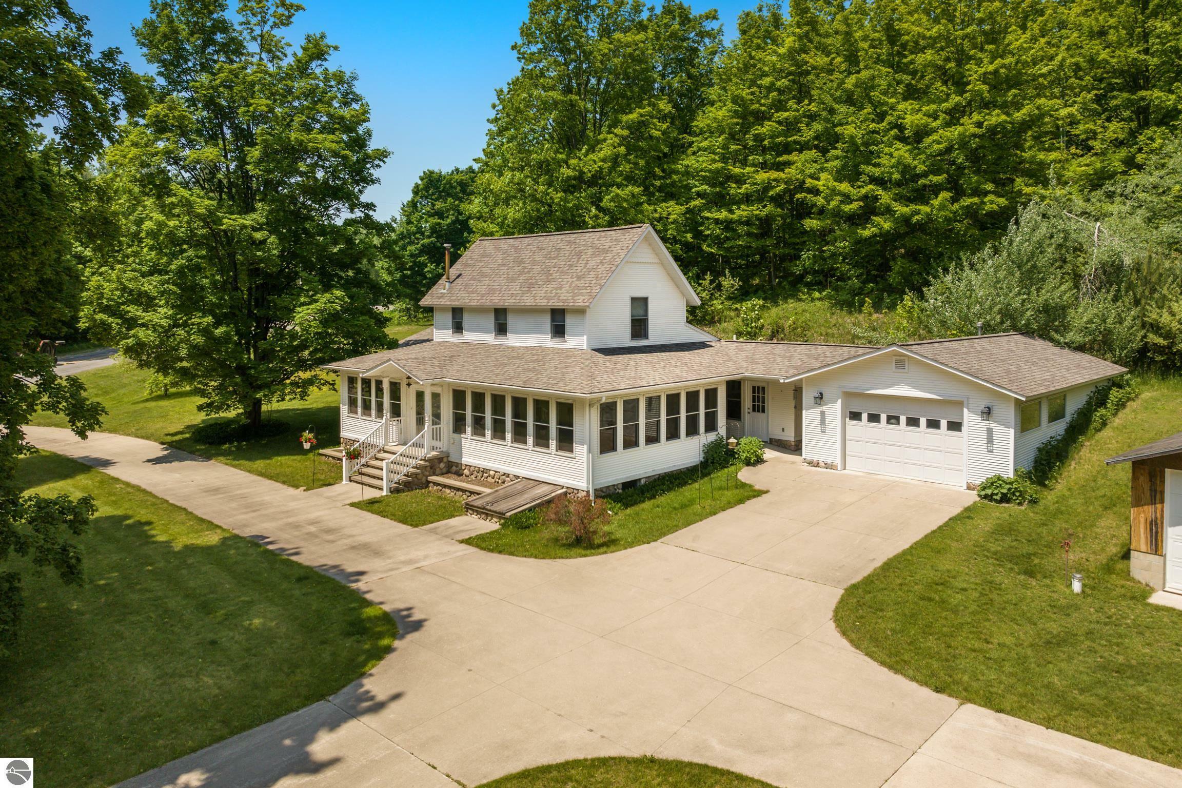 Property Photo: 1740 Setterbo Road MI 49682