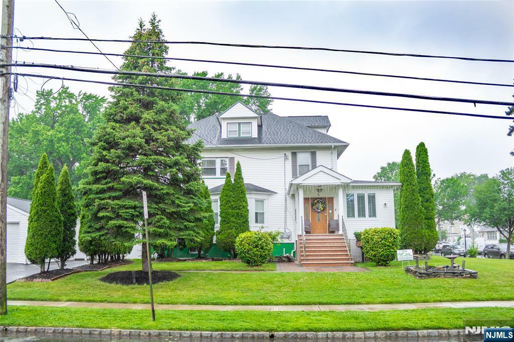 Property Photo: 404 Walnut Street 2 NJ 07204