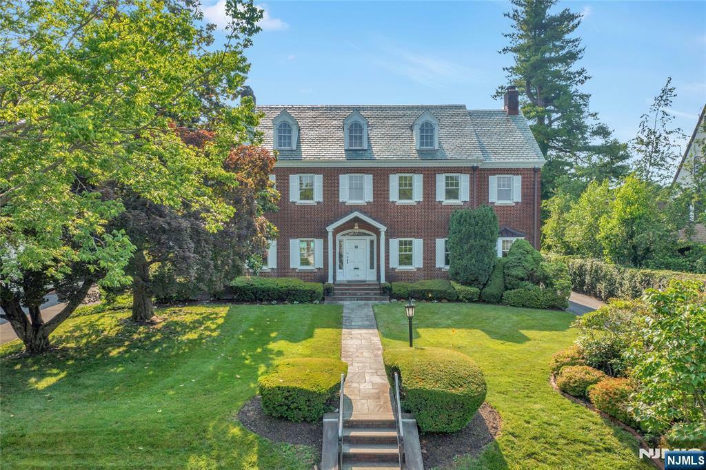 176 Forest Avenue  Glen Ridge NJ 07028 photo