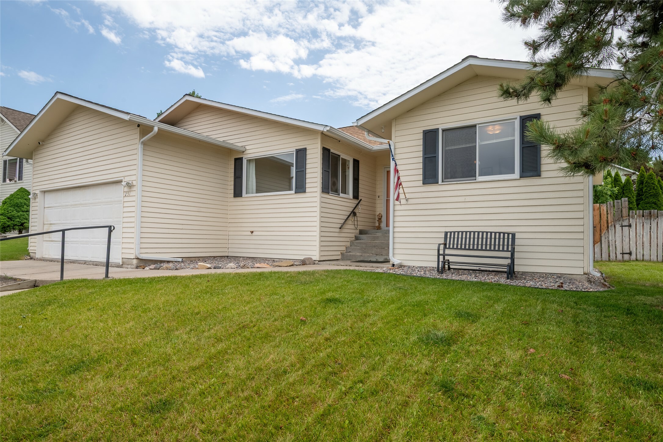 251 Grandview Way  Missoula MT 59803 photo