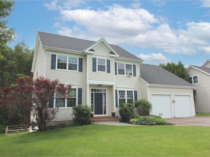 Property Photo: 343 Cobblestone Circle VT 05403