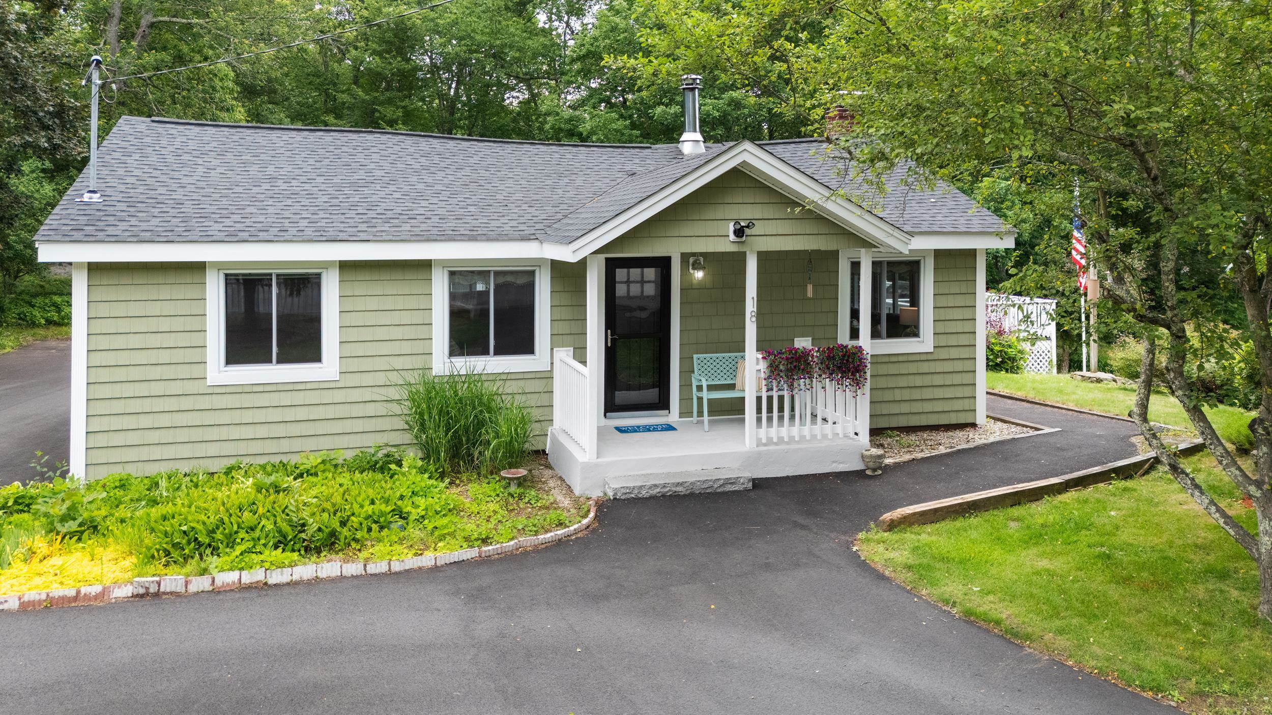 Property Photo: 18 Shady Lane Road NH 03087