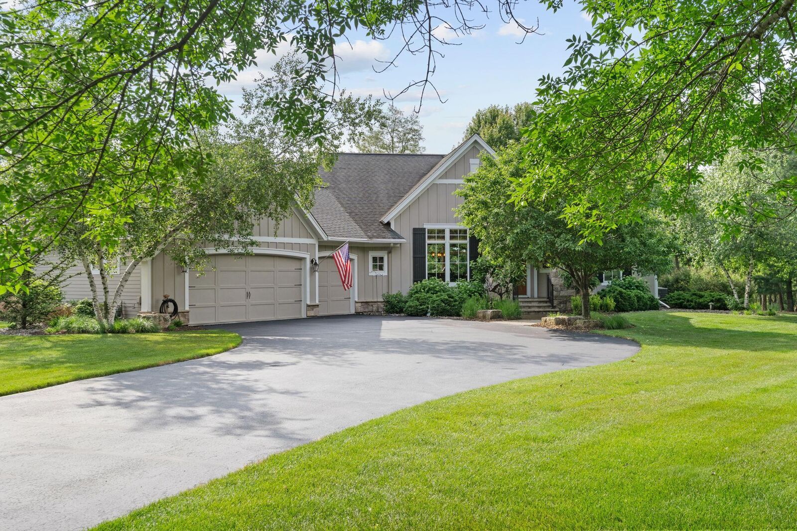 Property Photo:  339 Lindsay Road  WI 54016 
