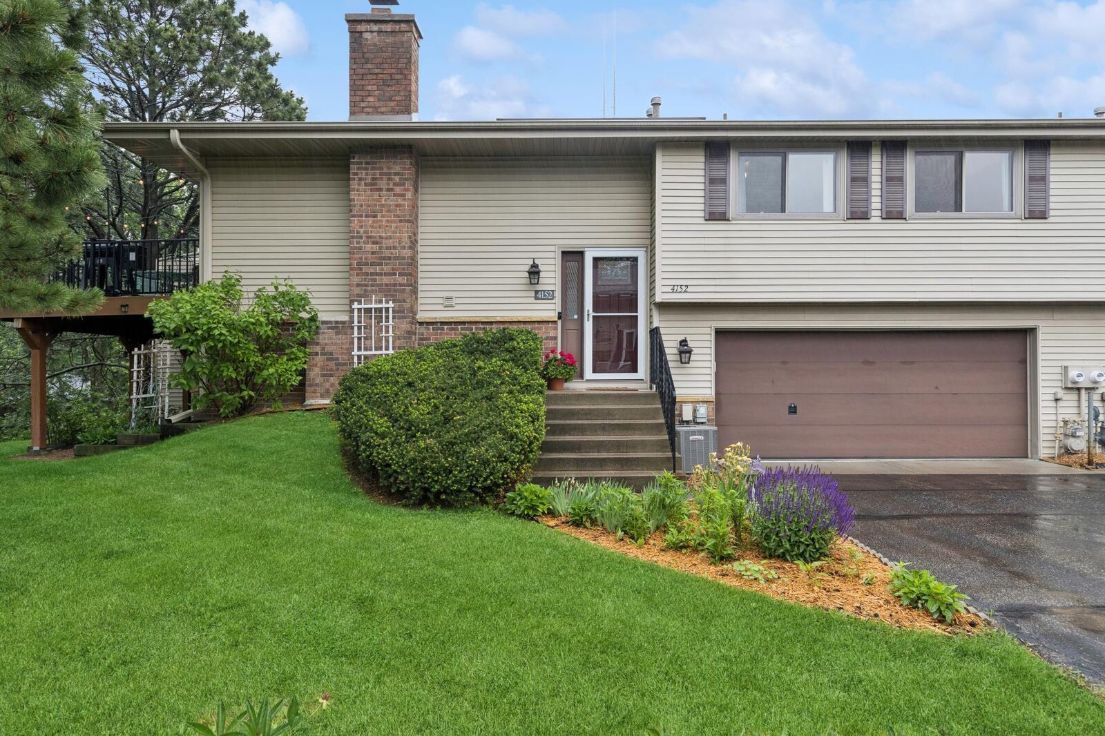 Property Photo:  4152 Sylvia Lane S  MN 55126 
