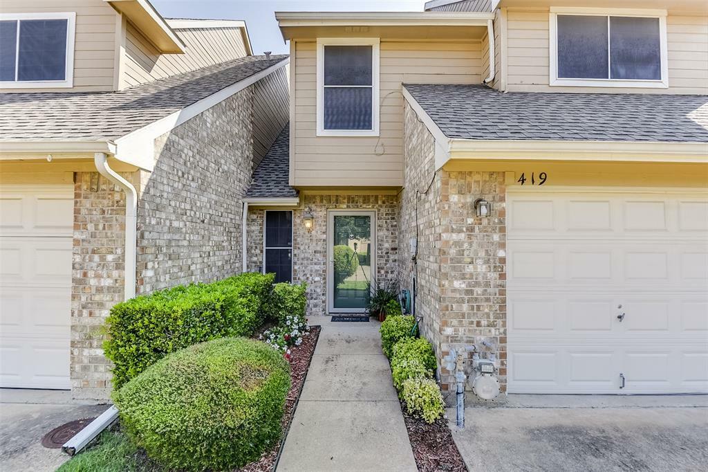 Photo de la propriété:  419 Oak Leaf Drive  TX 75137 