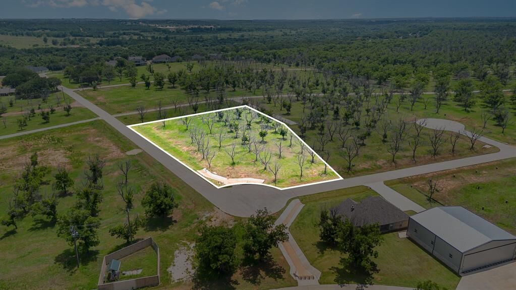 Property Photo:  7018 Gulfstream Drive  TX 76049 