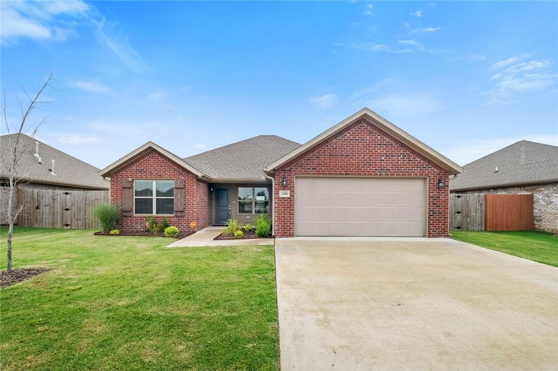 Property Photo: 1100 Moonrise Street AR 72713