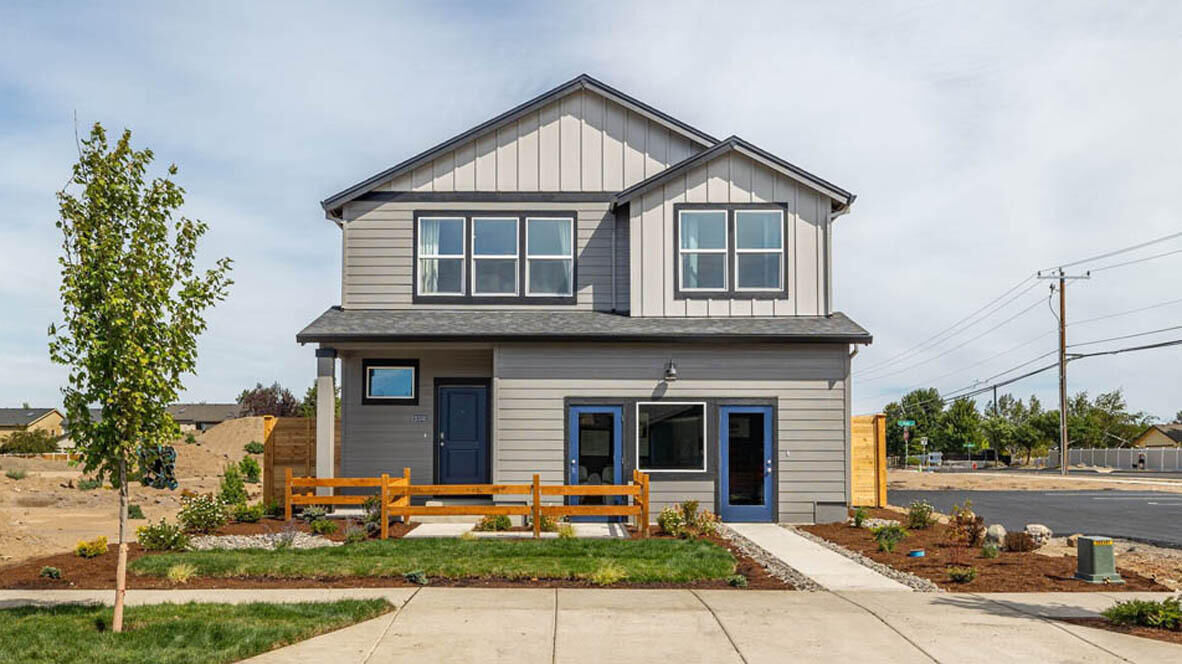 Property Photo:  61179 Splendor Lane  OR 97702 