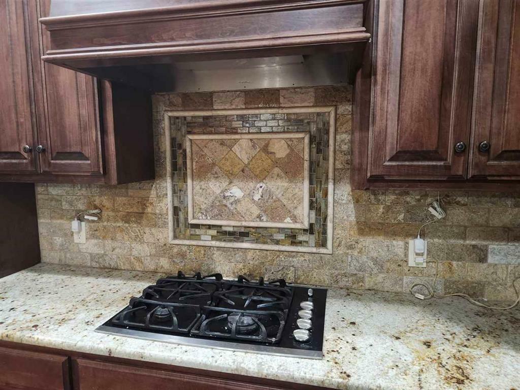 Property Photo: 13328 NW Apple Valley Drive OK 73120
